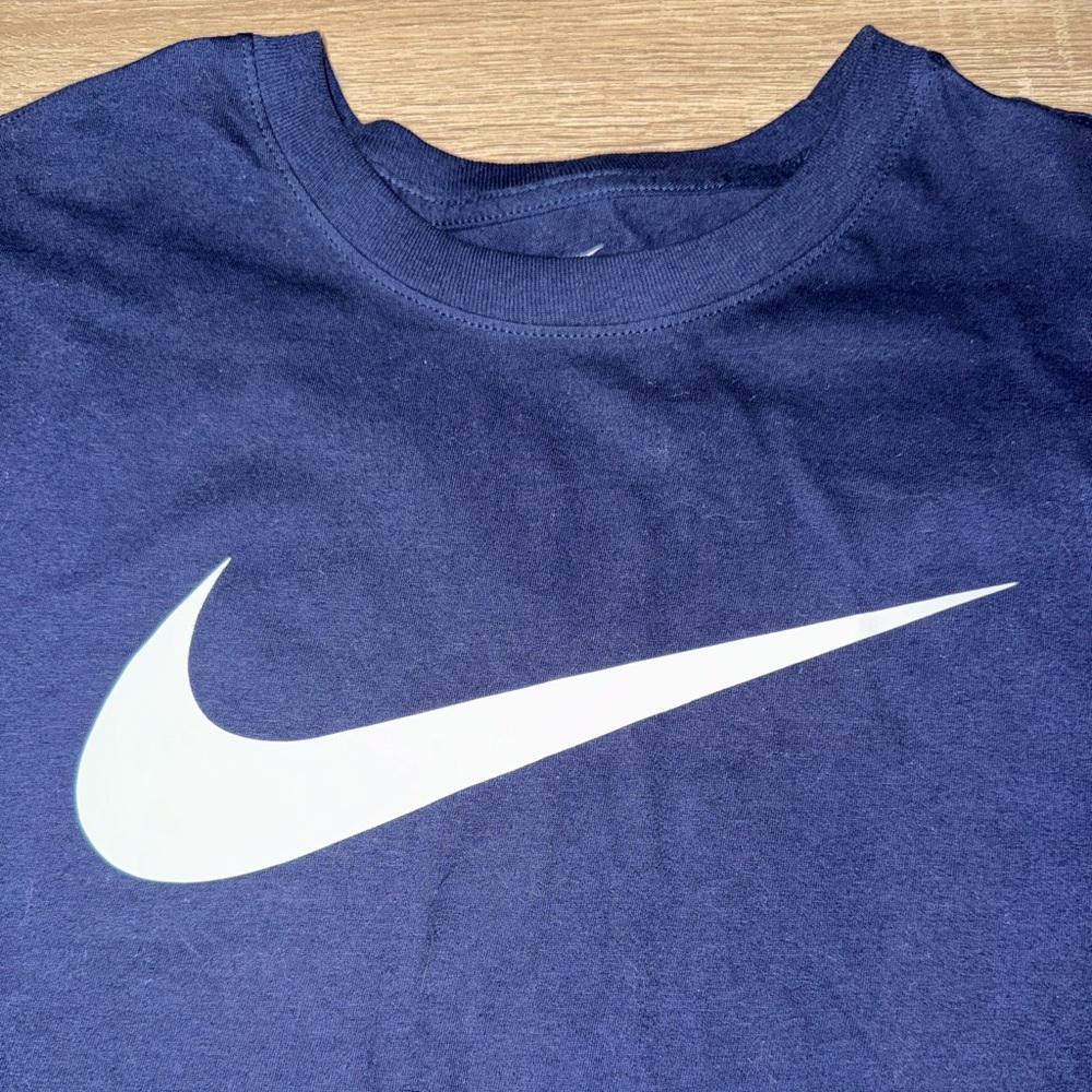 Nike t shirt